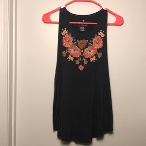 American Eagle women’s tank top.